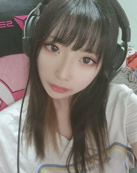 阿银含精肉臀迎合娇吟_蓝光电影在线看