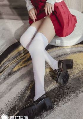 国产AV破女高中生下海_完整视频大全